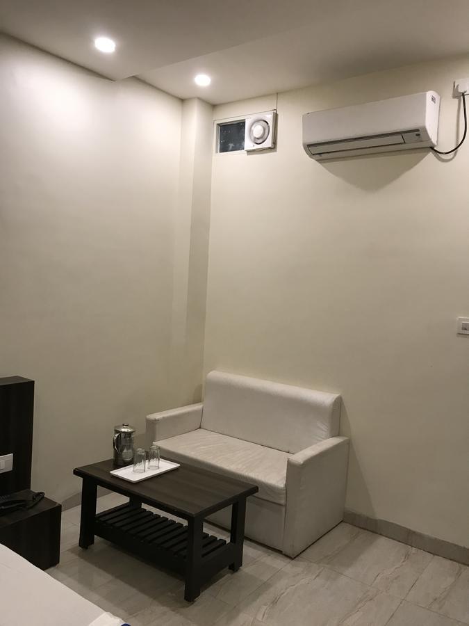 Hotel City Palace 우자인 외부 사진